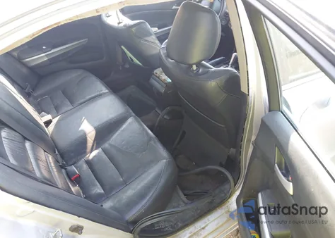 2008 Honda Accord 2.4 Ex-L z USA, uszkodzony, nr VIN 1HGCP26878A008850